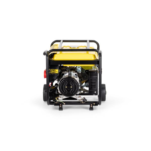 Бензиновый генератор CHAMPION GG7501E-3 Бензиновый генератор ЧЕМПИОН GG7501E-3